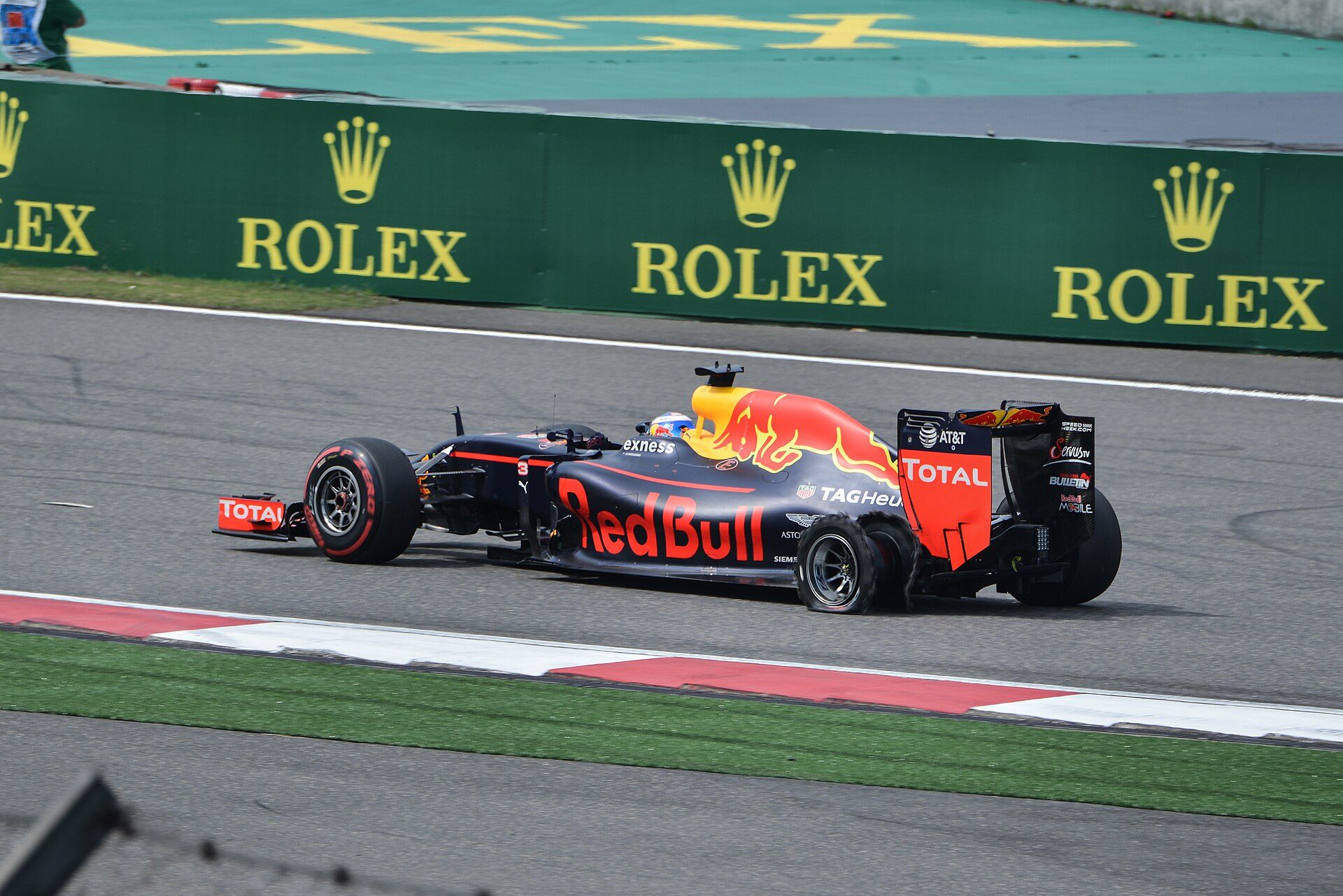 Shanghai International Circuit: 2016 Formula 1 Chinese Grand Prix