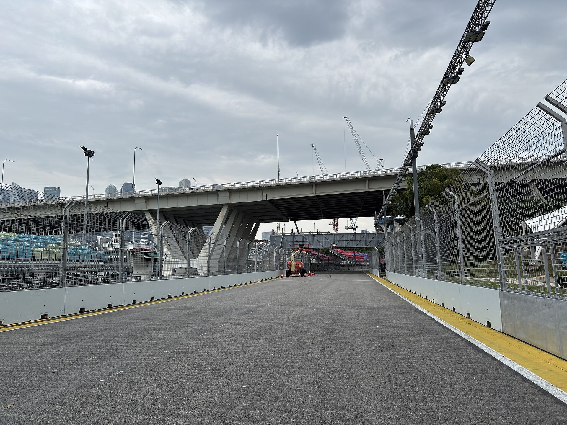Marina Bay Street Circuit: Marina Bay Street Circuit near Singapore Flyer 11Jul2026 02